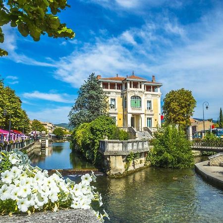 Le Petit Studio - 15 M2 - Centre Ville - Sorgue A 50 M リル・シュル・ラ・ソルギュ エクステリア 写真